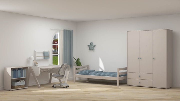The Decorators: Dulap cu 3 usi si 2 sertare Flexa Classic