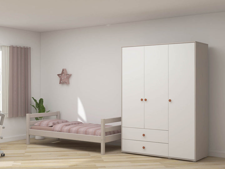 The Decorators: Dulap cu 3 usi si 2 sertare Flexa Classic