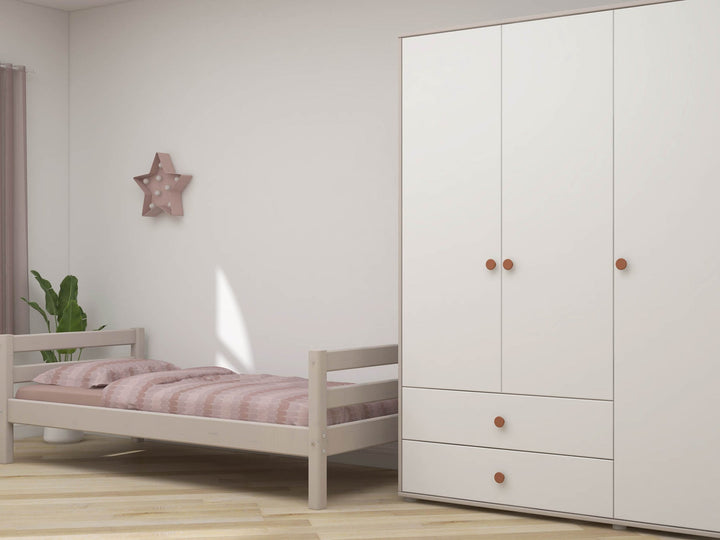 The Decorators: Dulap cu 3 usi si 2 sertare Flexa Classic