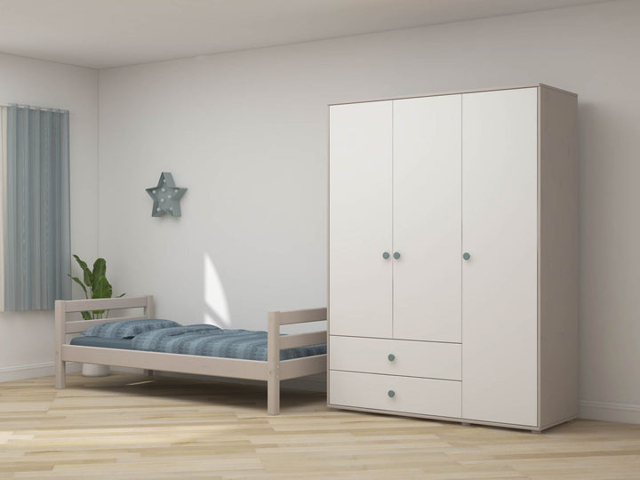 The Decorators: Dulap cu 3 usi si 2 sertare Flexa Classic