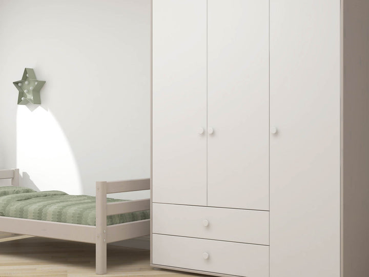 The Decorators: Dulap cu 3 usi si 2 sertare Flexa Classic