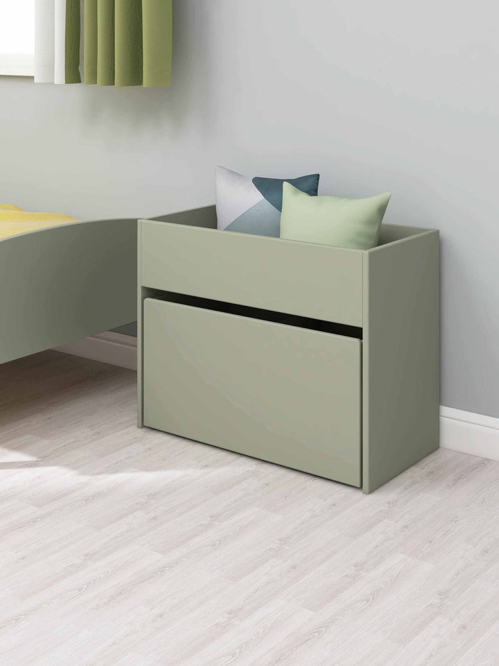 The Decorators: Organizator cu lada Flexa Roomie