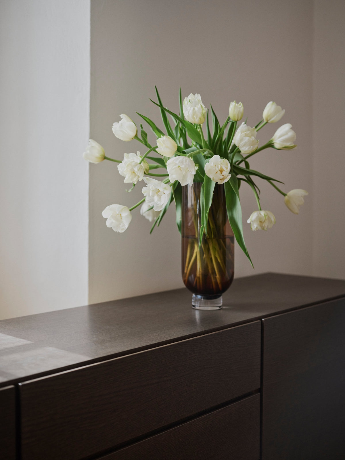 Vază BoConcept Lucid din sticlă suflată — detaliu