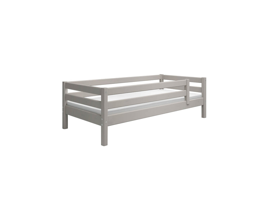 The Decorators: Pat cu bara de protectie cu o intrare Flexa Classic 90x200 cm