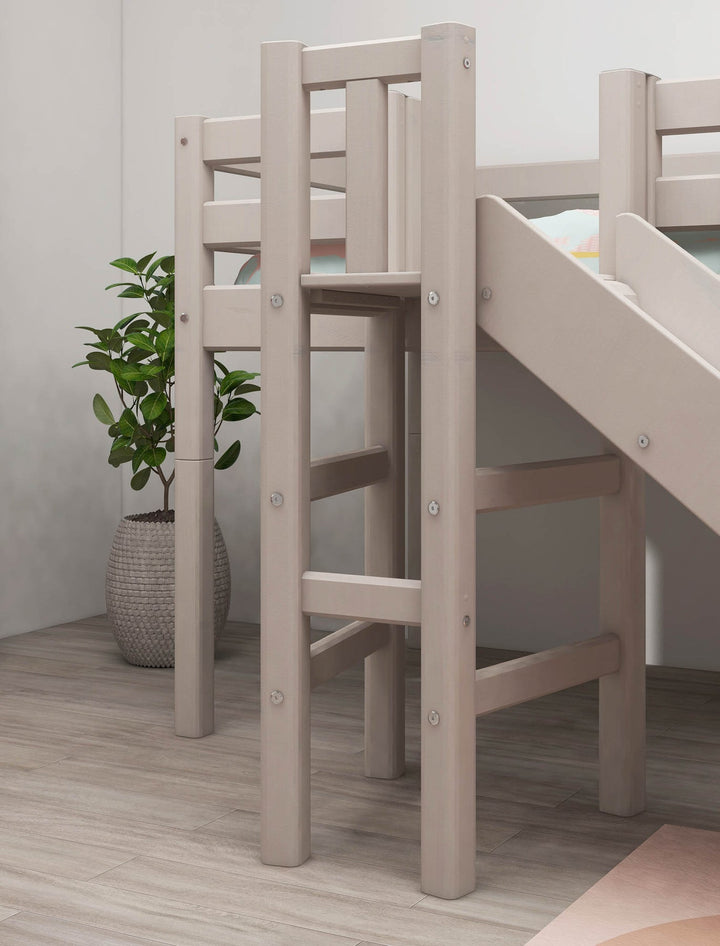 The Decorators: Pat inaltime 120 cm cu platforma si tobogan Flexa Classic 90x200 cm