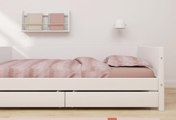 The Decorators: Pat cu doua sertare Flexa White 90x200 cm