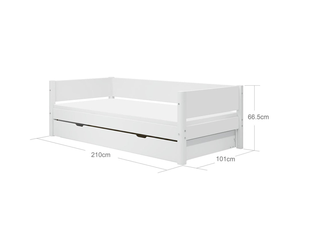 The Decorators: Pat cu extensie pentru oaspeti Flexa White 90x200 cm