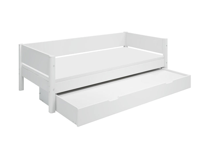 The Decorators: Pat cu extensie pentru oaspeti Flexa White 90x200 cm