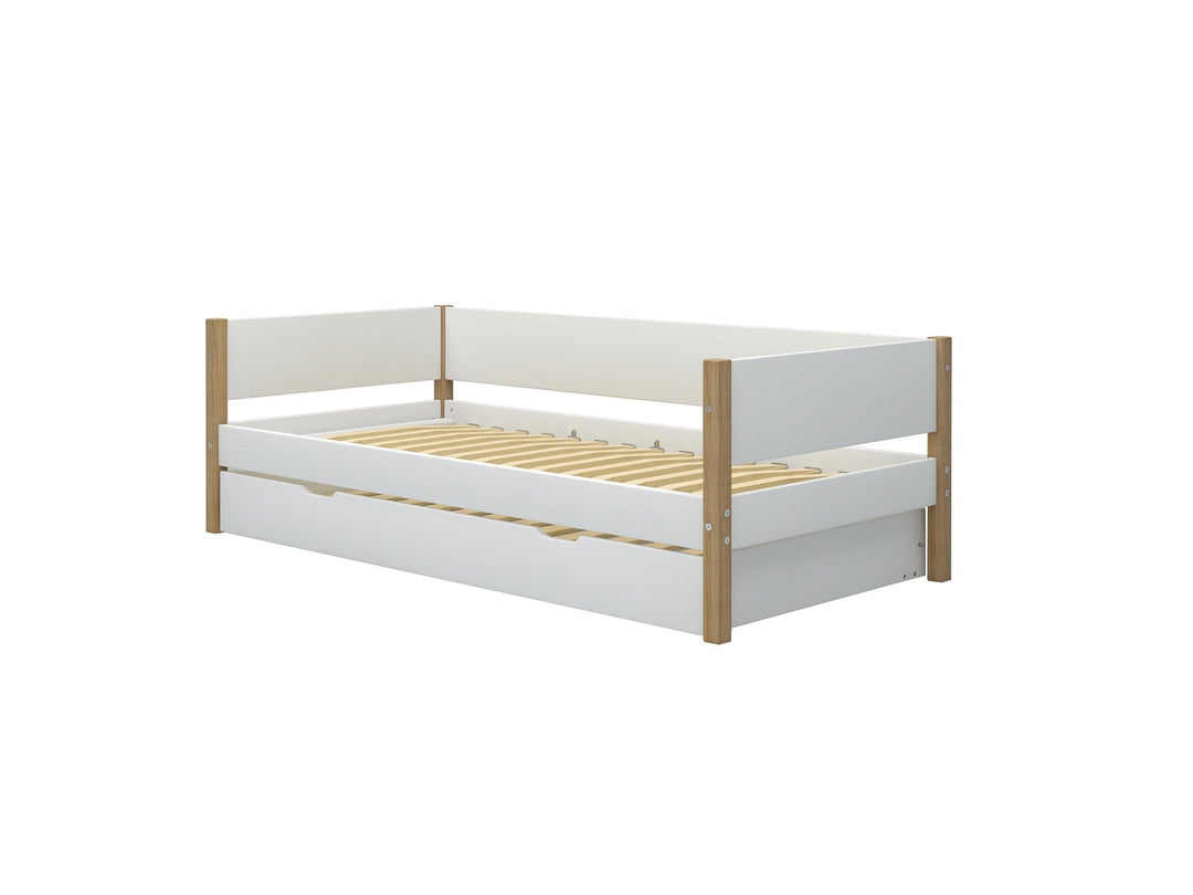 The Decorators: Pat cu extensie pentru oaspeti Flexa Nor 90x200 cm