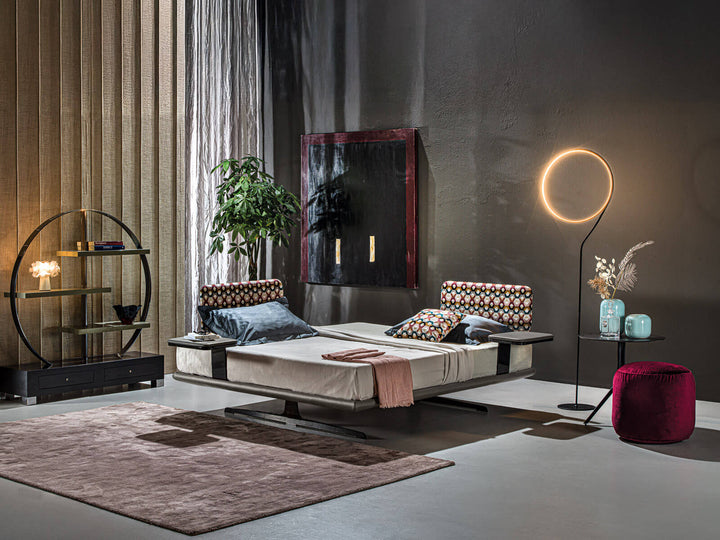 The Decorators: Pat Circular Respace