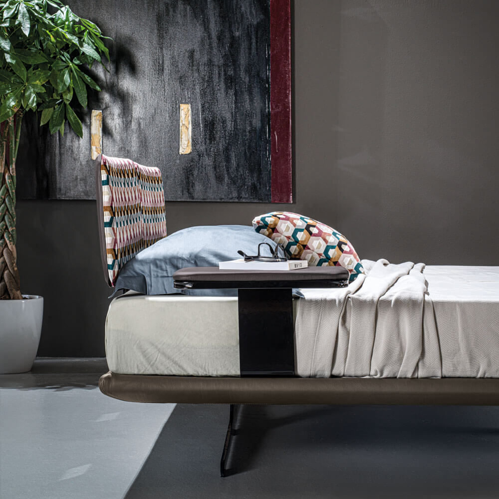 The Decorators: Pat Circular Respace