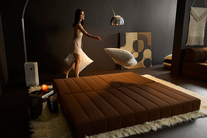 Canapea extensibila CozyPad cu brate Taura Cappuccino 208x208cm