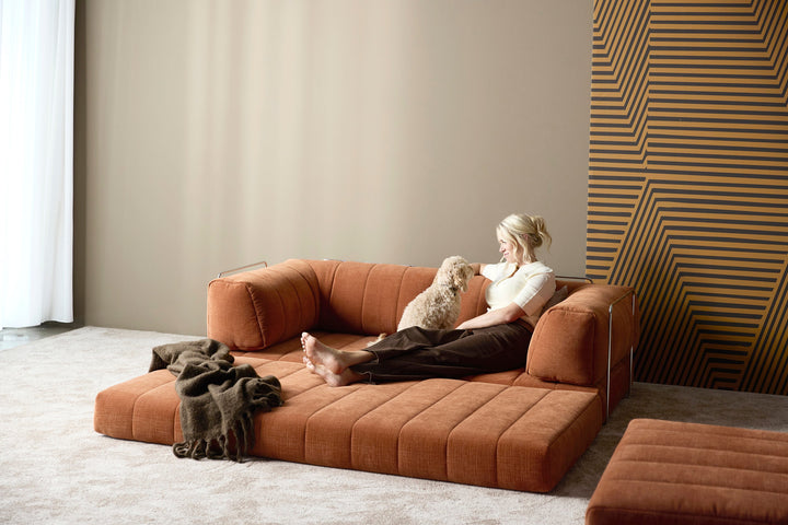 Canapea extensibila CozyPad cu brate Esina Rust Orange 208x208cm