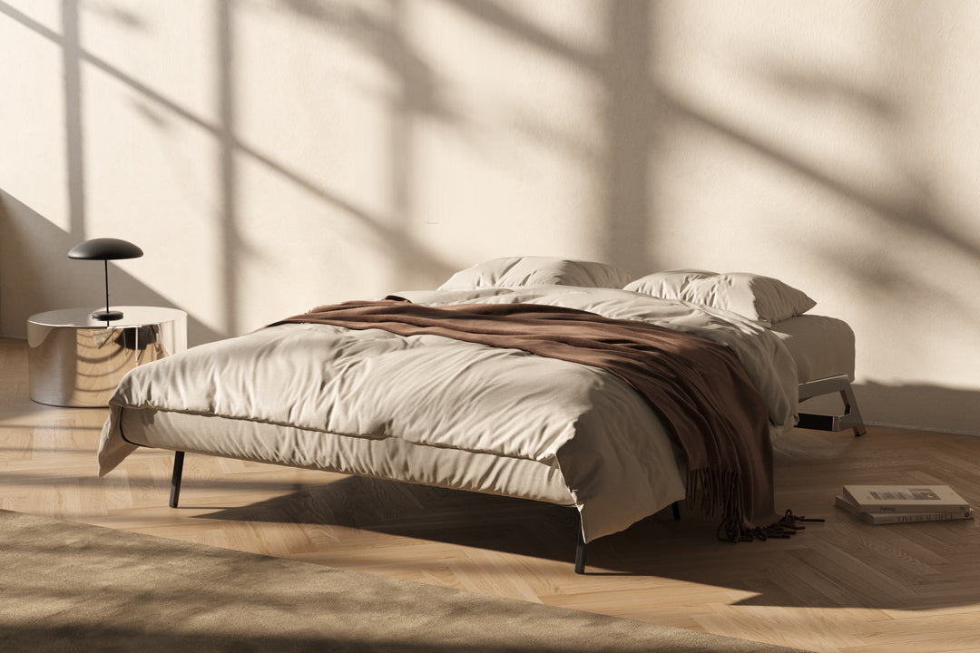 Canapea extensibilă Innovation Living Cubed Chrome, tapițerie 528 Mixed Dance Blue - fotografie de ambianță