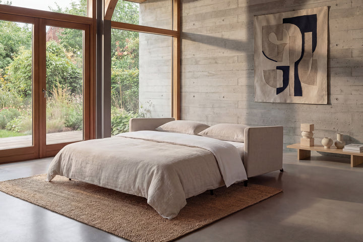 Canapea extensibilă Innovation Living Cubed cu cotiere, tapițerie 612 Blida Sand Grey - fotografie de ambianță