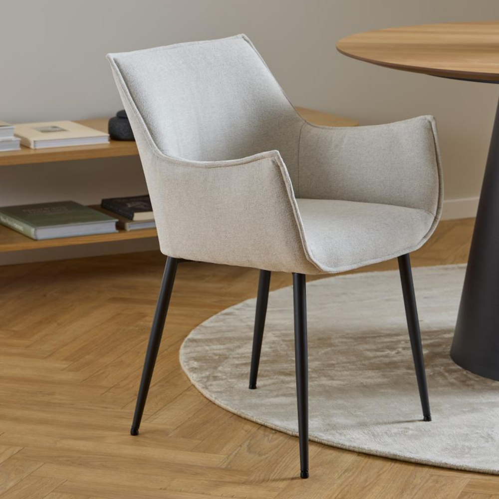 The Decorators: Scaun dining Actona Bonita