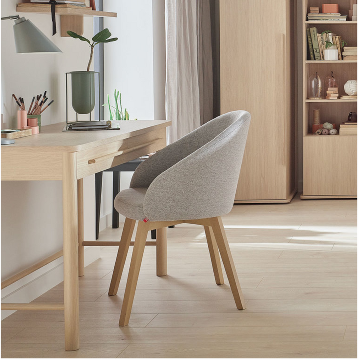 The Decorators: Scaun tapitat VOX Onest