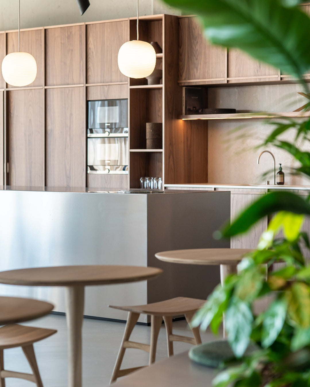 Scaun de bar insula Ethnicraft Osso