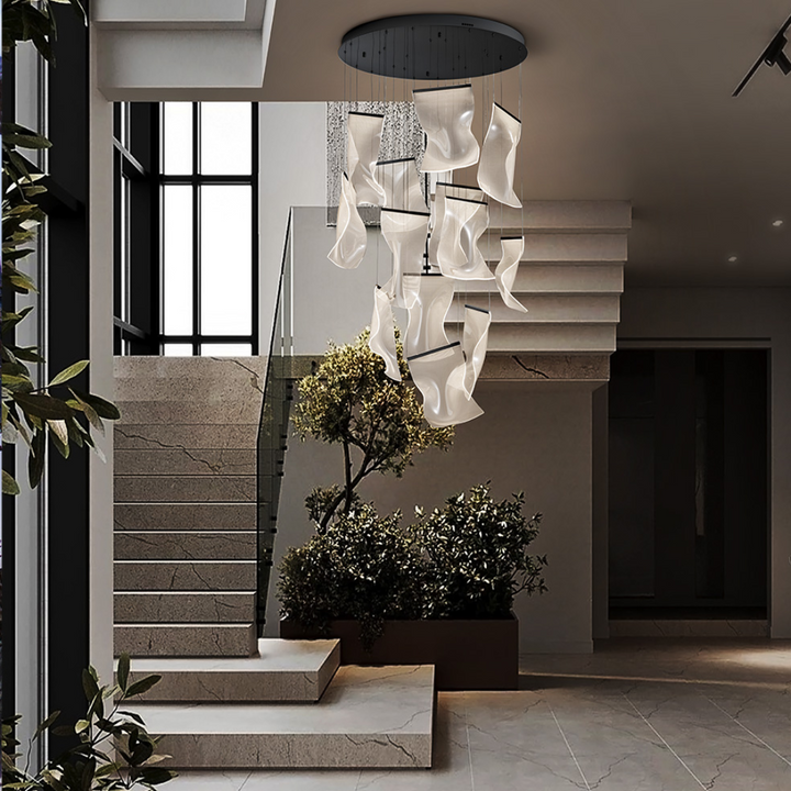 The Decorators: Lustra Schuller Velos