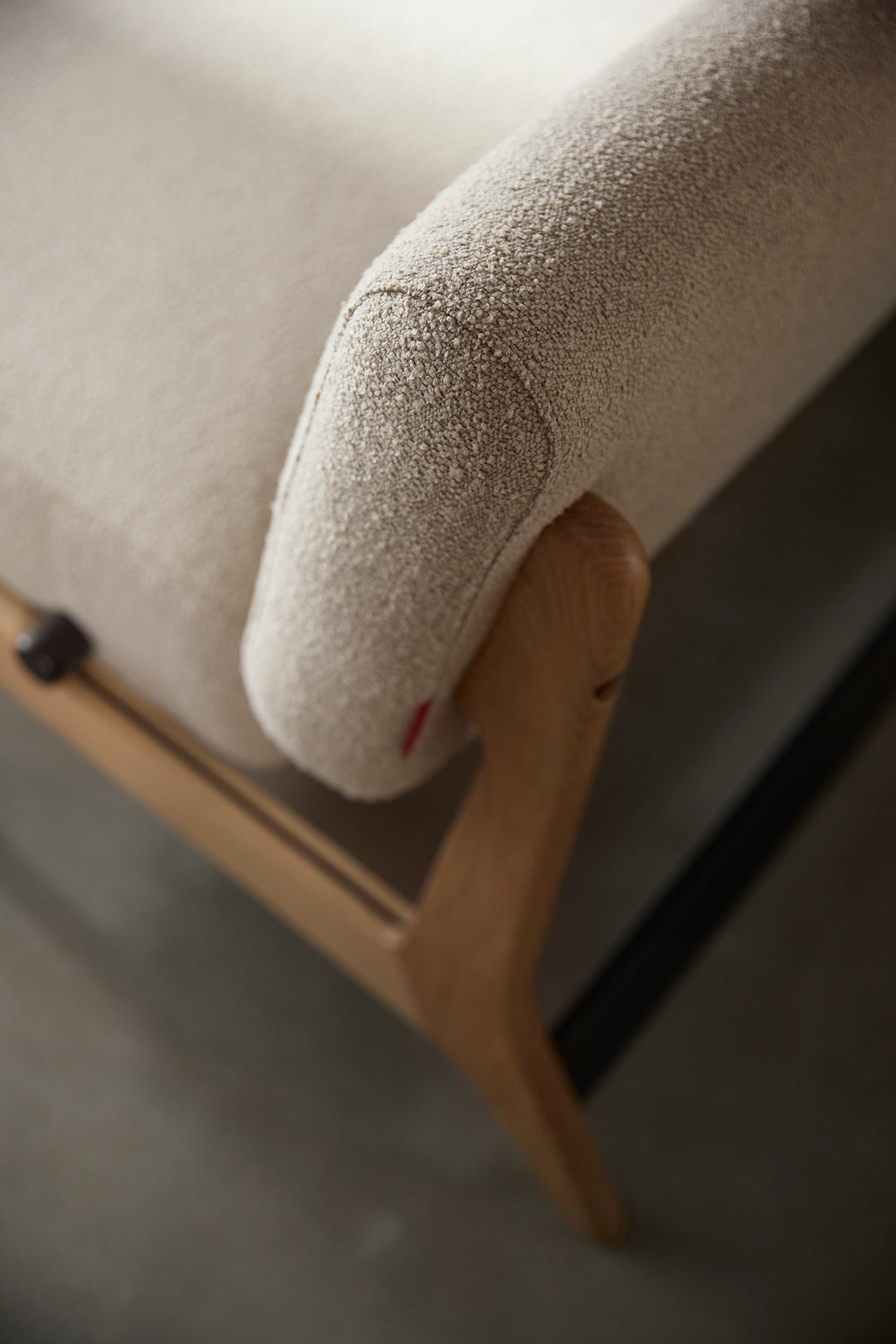 Canapea extensibilă Innovation Living Nolis, tapițerie 539 Bouclé Beige - fotografie de ambianță