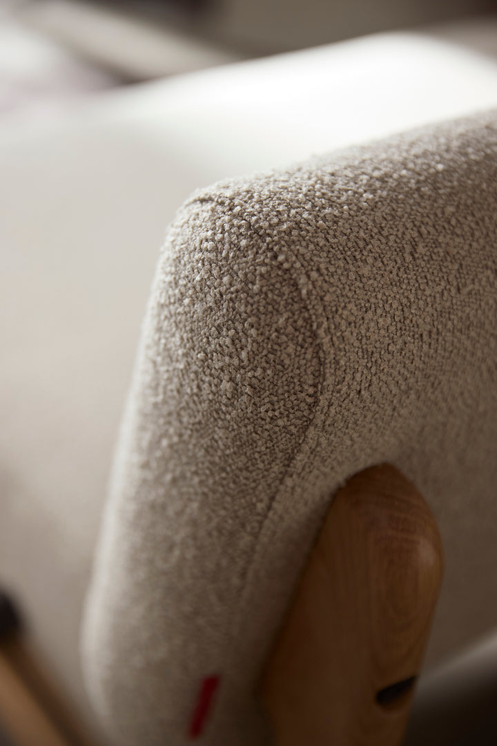 Canapea extensibilă Innovation Living Nolis, tapițerie 539 Bouclé Beige - fotografie de ambianță