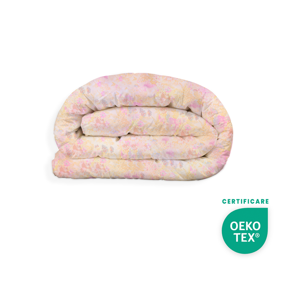 Pilota Iarna HappyNest, Model Inflorat Roz, cu 30% Puf de Gasca, Husa bumbac OEKO TEX HappyNest