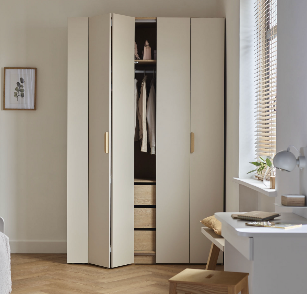 Dulap cu 4 usi bej nisip si carcasa stejar VOX Stor L 125 cm
