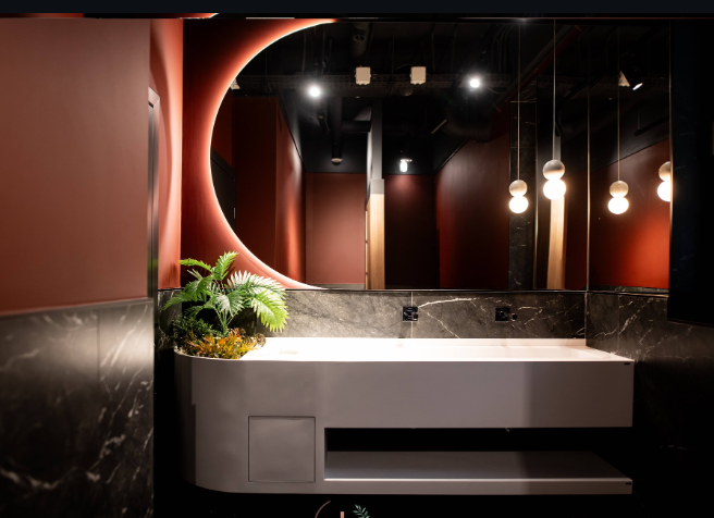 KUMA România — Soluții de design pentru băi — 1