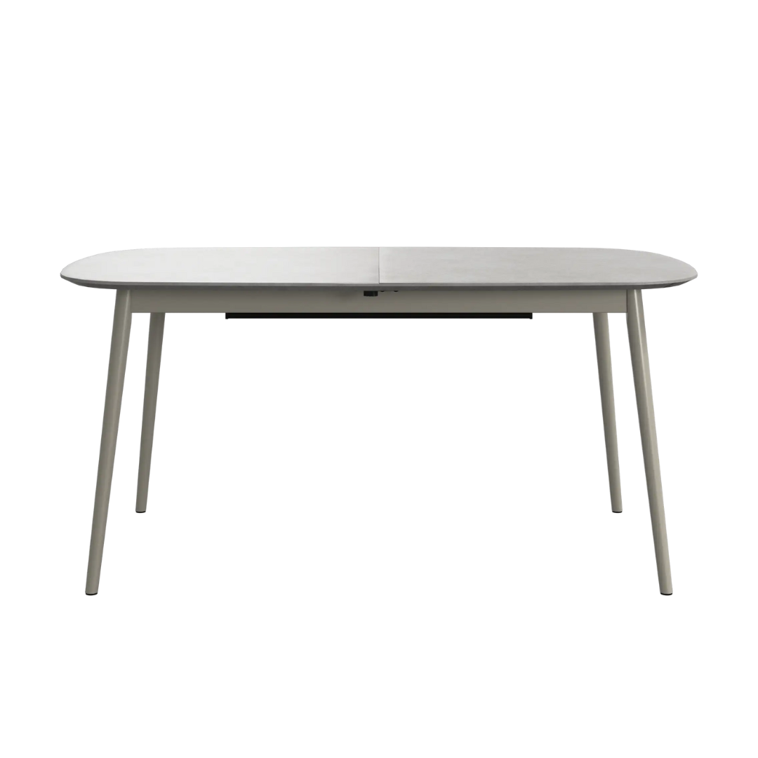 The Decorators: Masa dining BoConcept extensibila Kingston