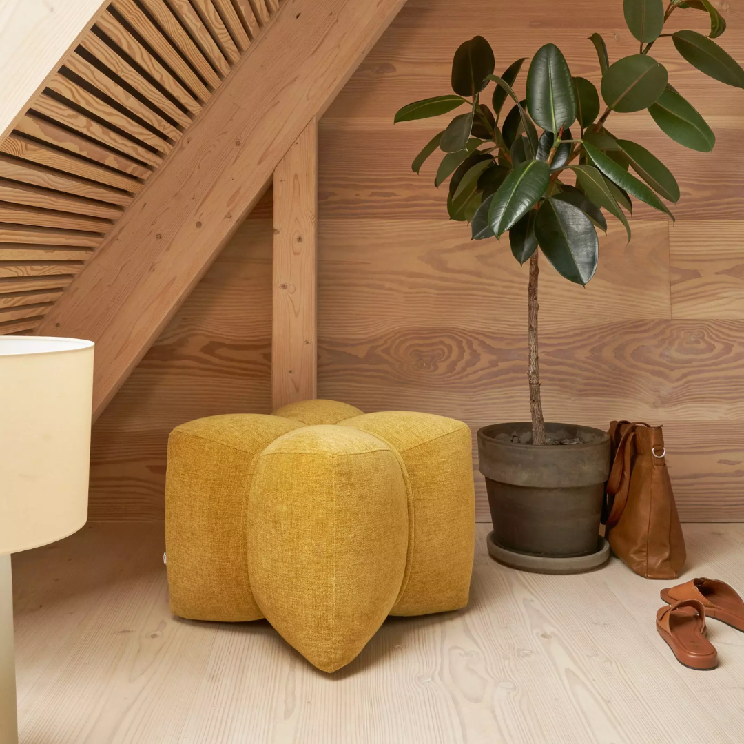 The Decorators: Taburet Nawabari BoConcept
