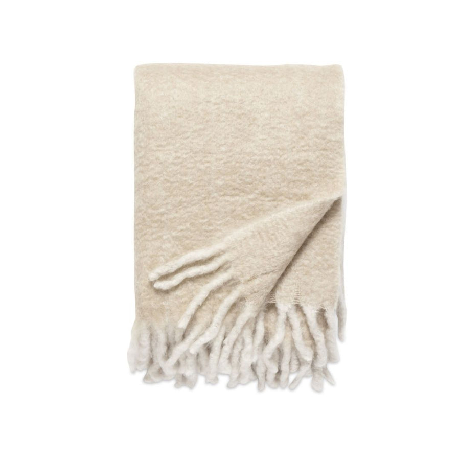 The Decorators: Pled BoConcept Keep me warm Natural