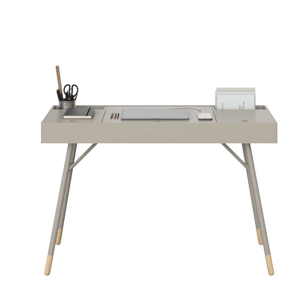 The Decorators: Birou BoConcept Cupertino