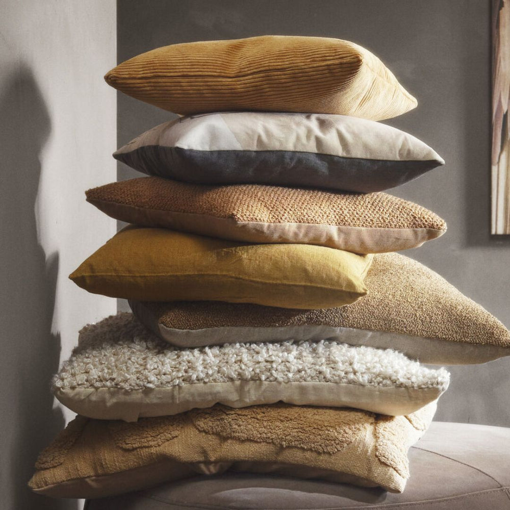 The Decorators: Perna decorativa BoConcept Linen Washed