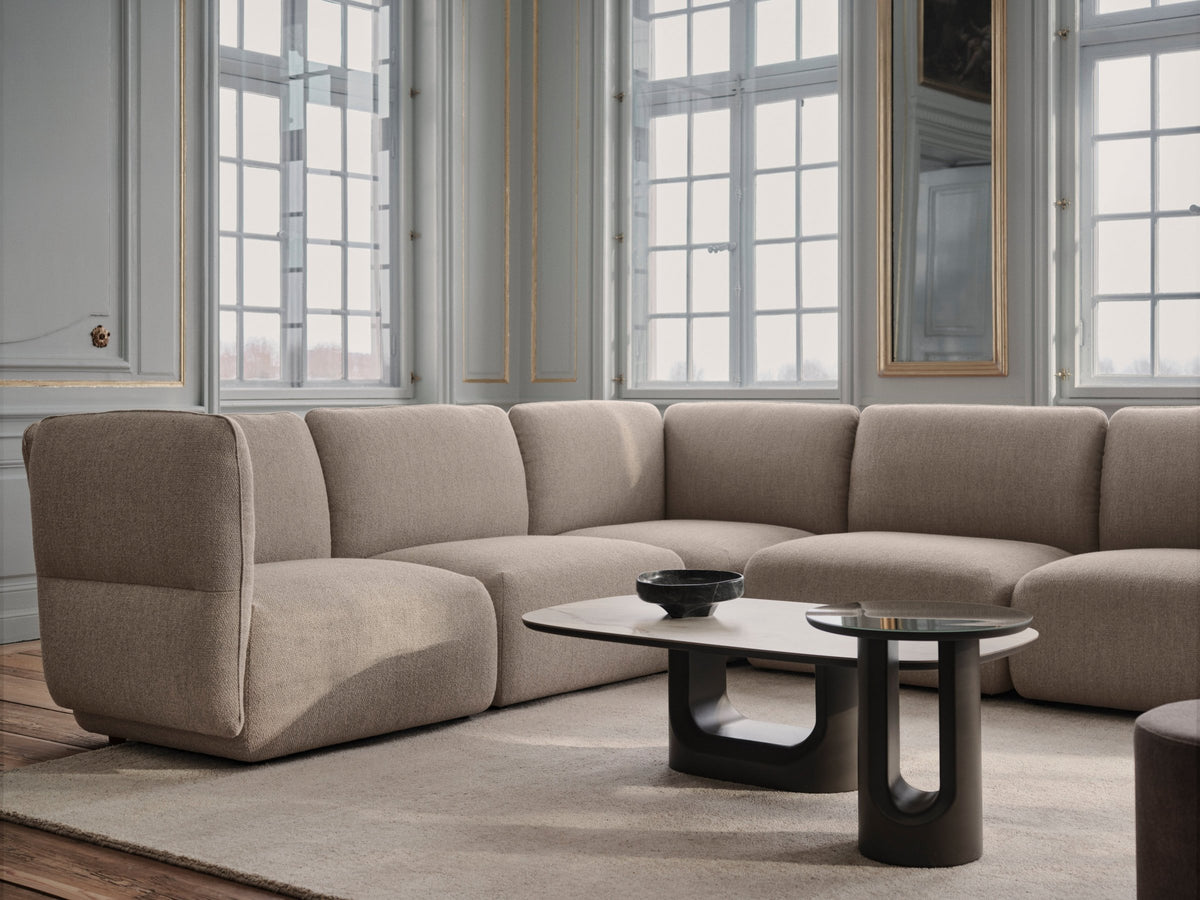 Masă de cafea BoConcept Volterra, blat din sticlă warm grey — detaliu