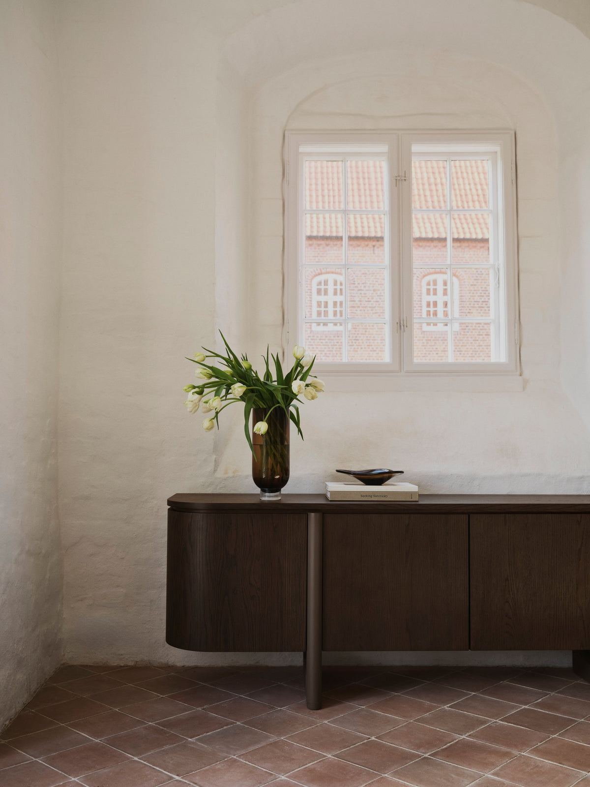 Bufet BoConcept Volterra 229 cm, stejar închis — detaliu