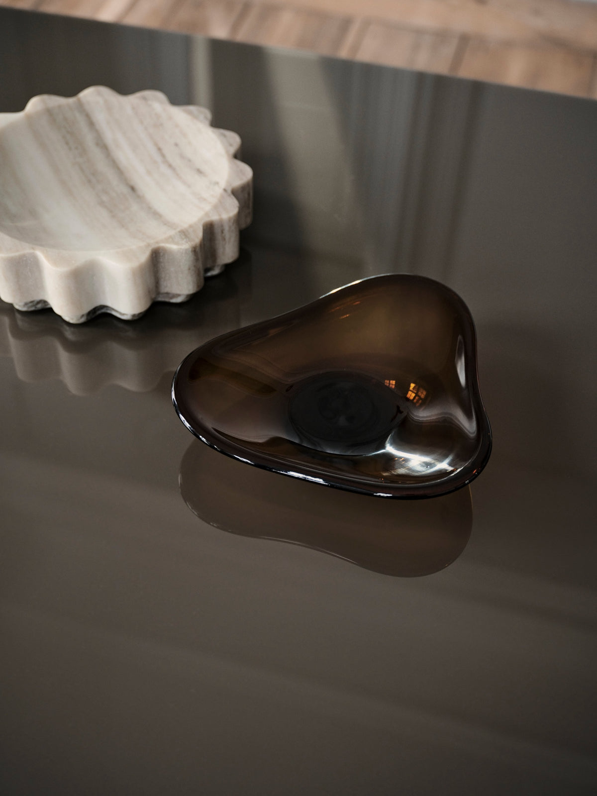 Bol din sticlă suflată BoConcept Flush — detaliu