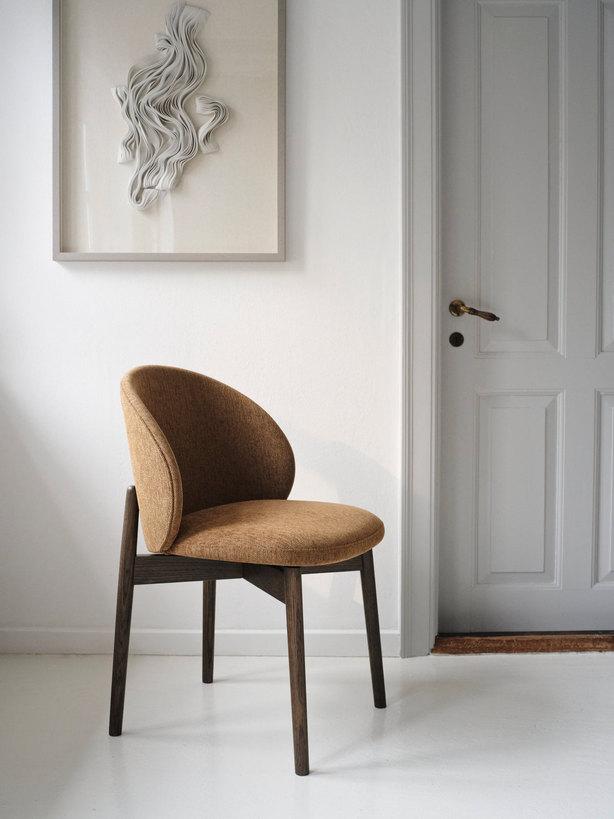 Scaun dining BoConcept Princeton, mustar, stejar natural — detaliu