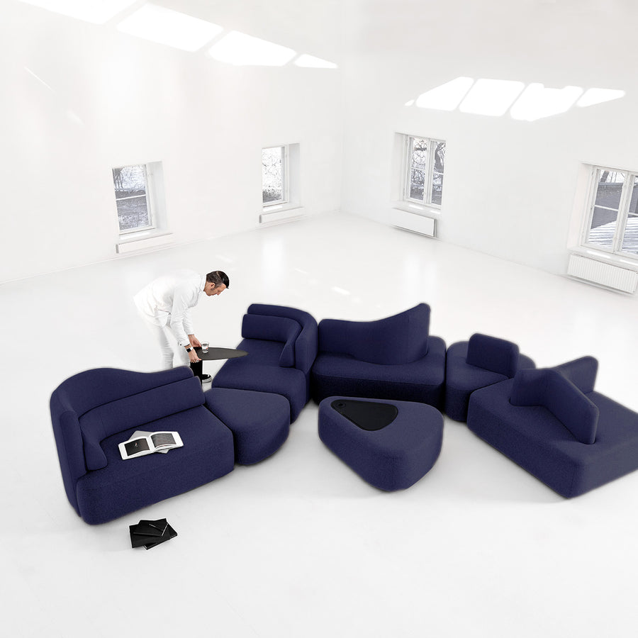 The Decorators: Canapea 6 module BoConcept Ottawa Blue Velvet fabric