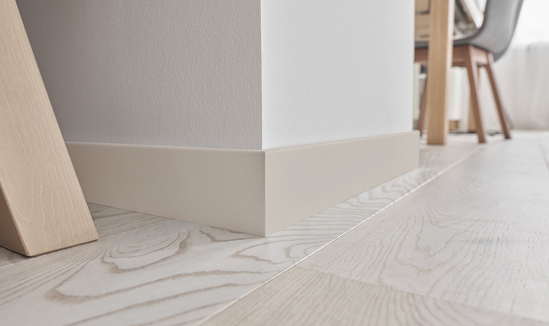 Plinta Espumo 80 Cashmere ESP207, 1 buc