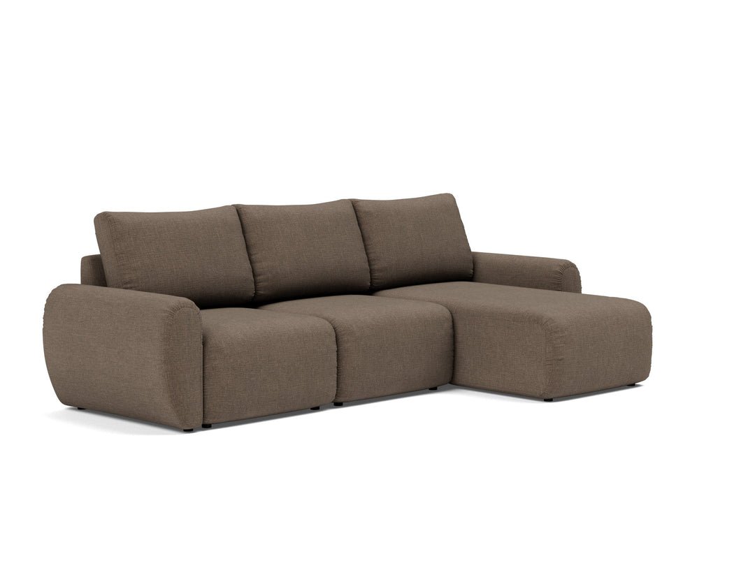Canapea extensibila cu sezlong Norum cu brate rotunjite Esina Cedar Brown 145x240cm