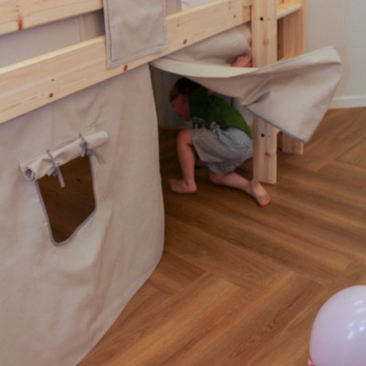 The Decorators: Perdelute pat Flexa