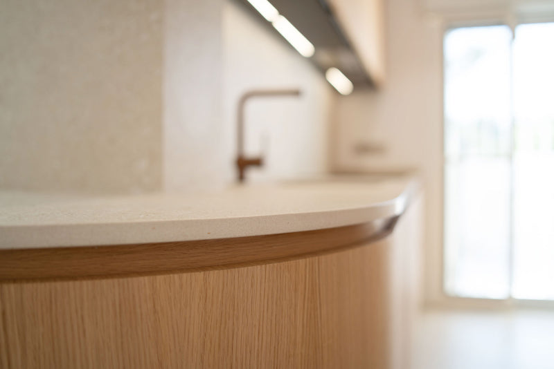 Curved kitchen — 8