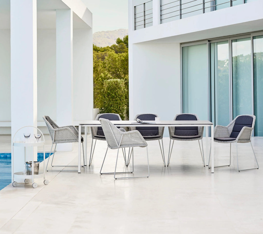 The Decorators: Scaun de exterior Cane-line Breeze Negru