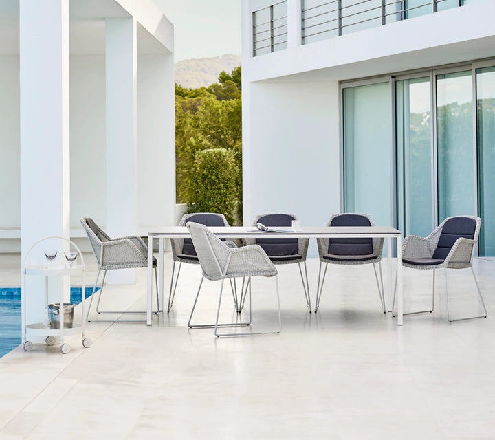 The Decorators: Scaun de exterior Cane-line Breeze Negru