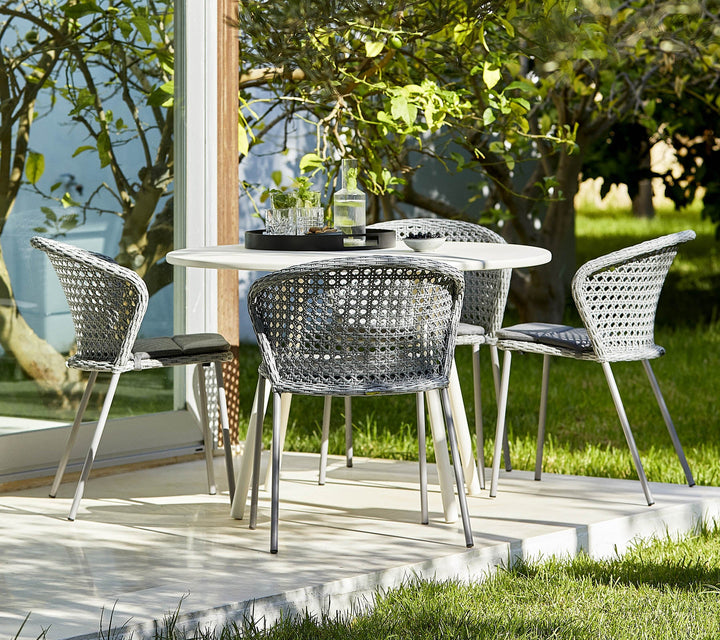 The Decorators: Scaun de exterior Cane-line Lean