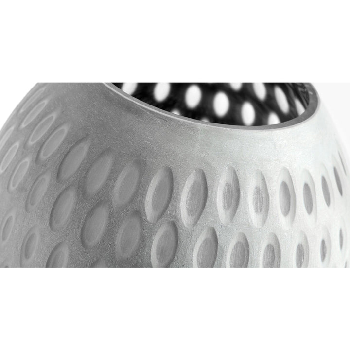 The Decorators: Vaza BoConcept Rainfall