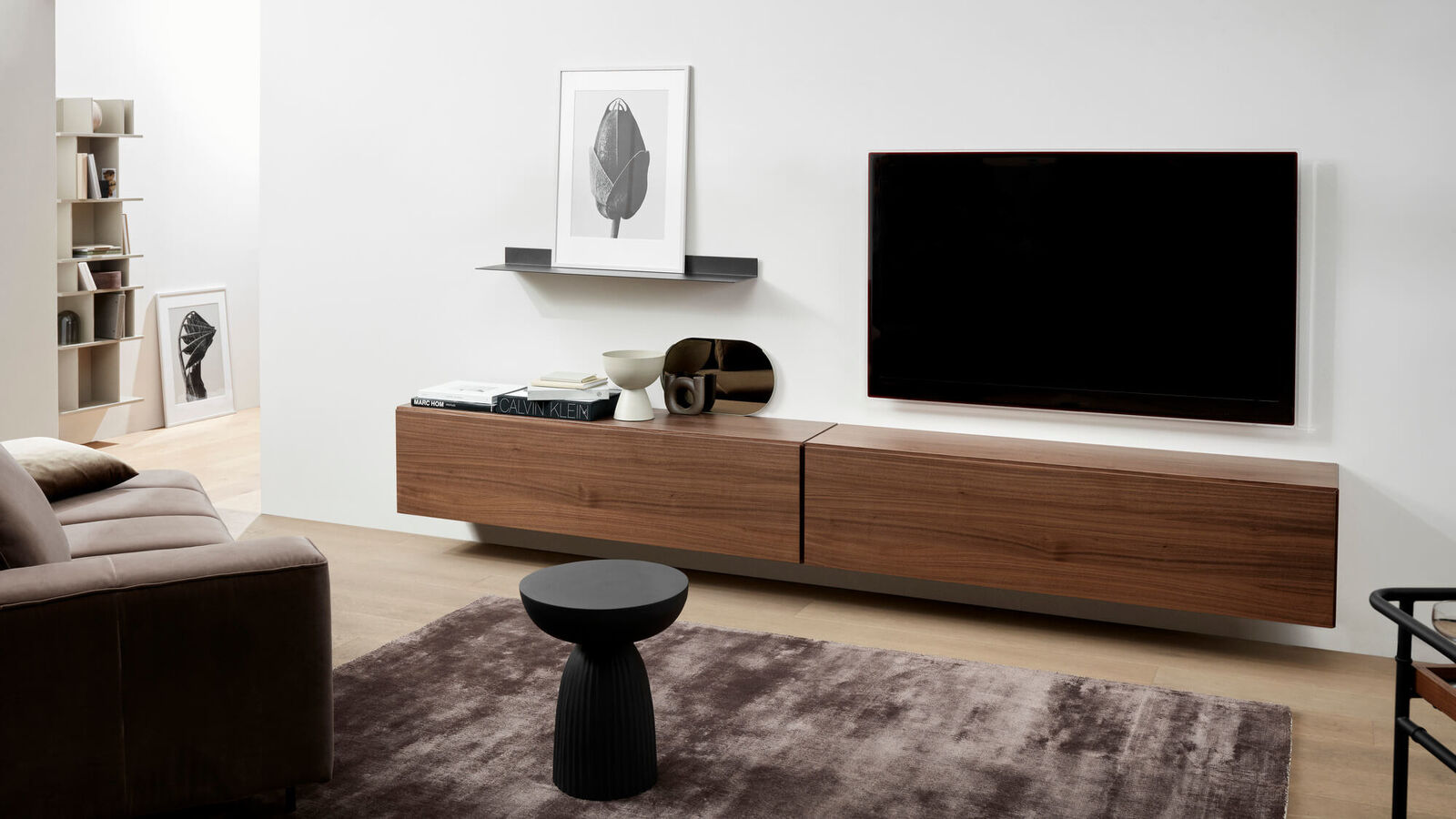 BoConcept LUGANO TVボード Comoda TV BoConcept Lugano 384x28cm, alb - The Decorators