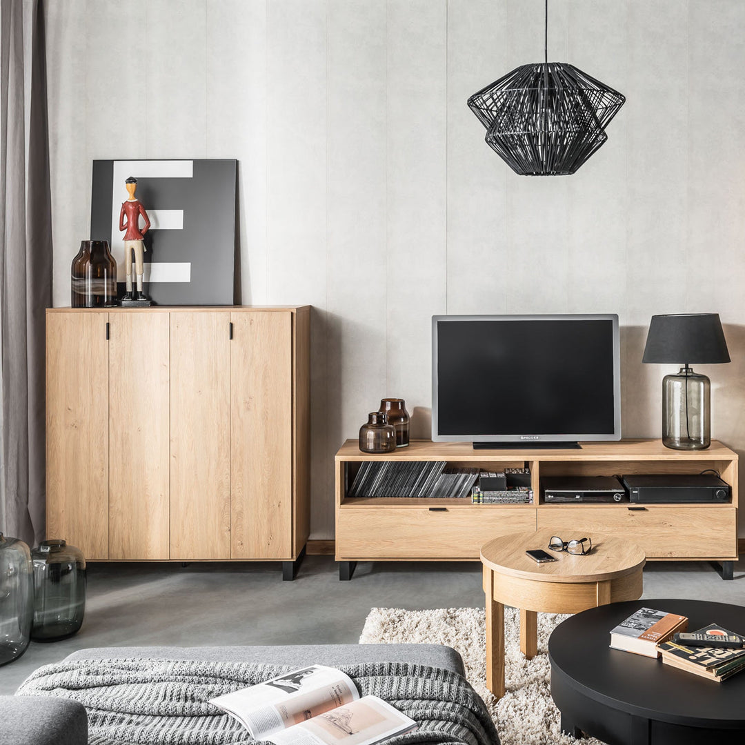The Decorators: Comoda cu usi VOX Simple