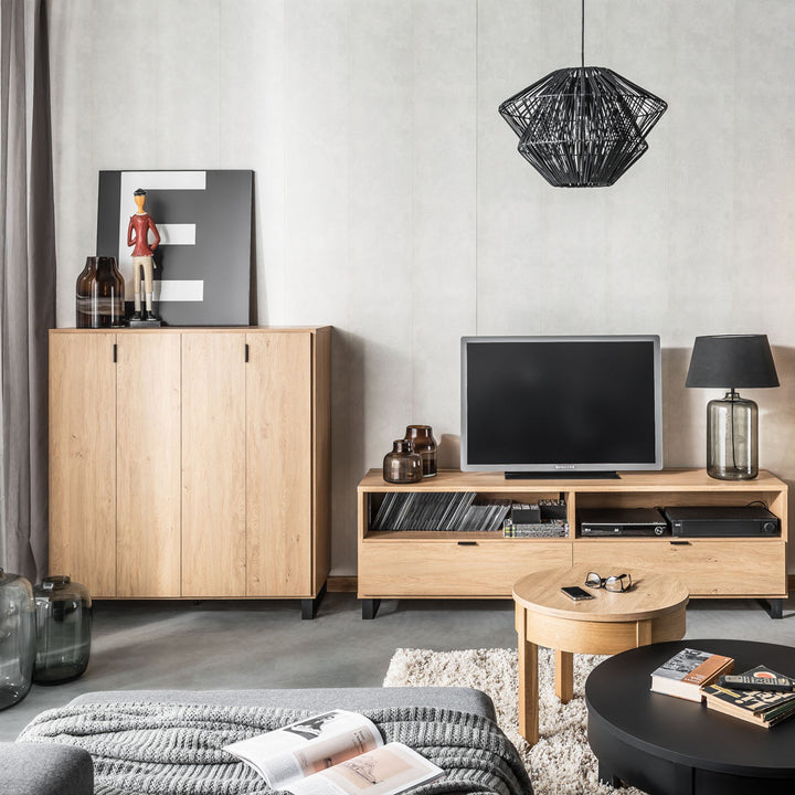 The Decorators: Comoda cu usi VOX Simple