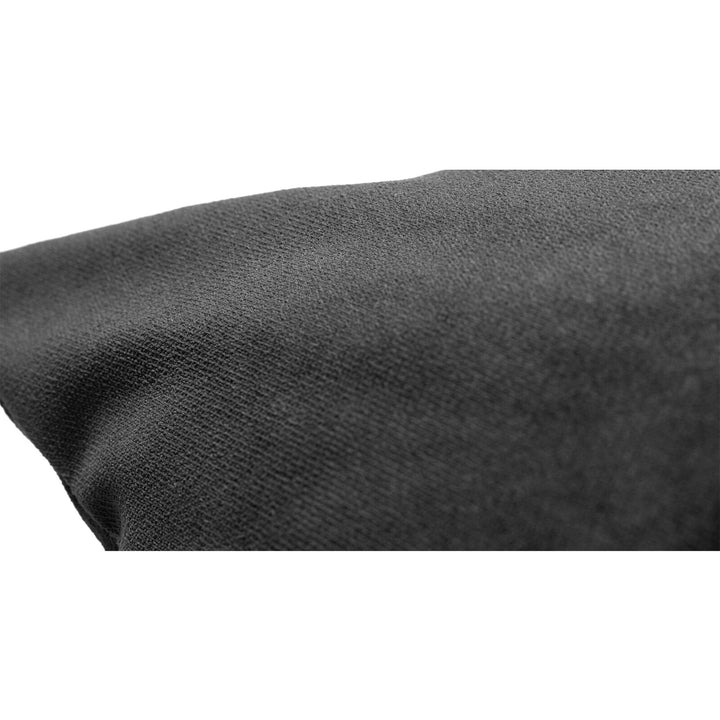 The Decorators: Perna decorativa BoConcept Velvet Charcoal Grey